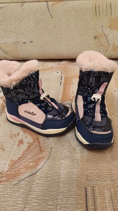 Зимові чобітки на дівчинку