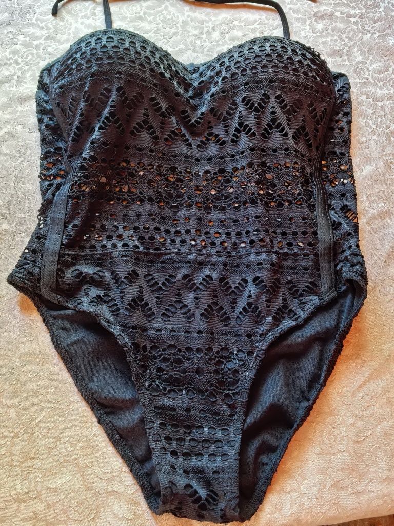 Strój kąpielowy jednoczęściowy Next rozm 3XL, ażurowy, czarny, nowy