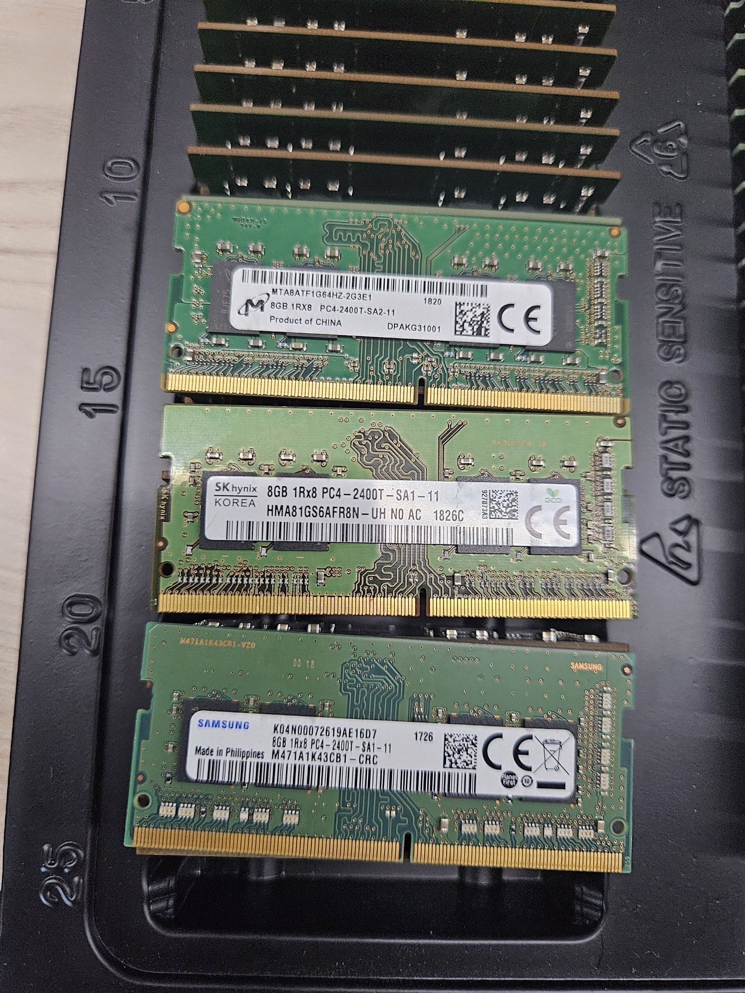 Память для ноутбука 8Gb DDR4-2400Mhz (PC4-19200)