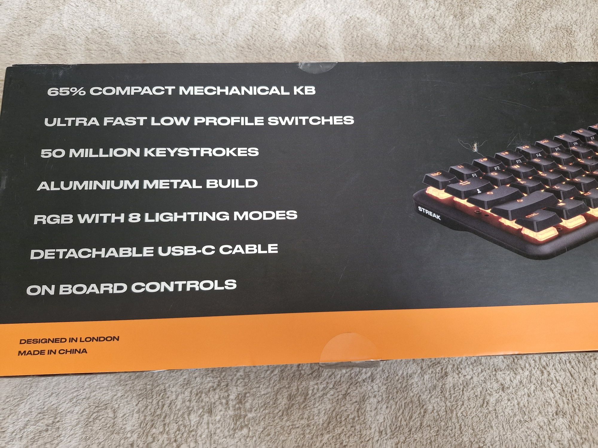 Klawiatura mechaniczna FNATIC STREAK65 Do gier RGB LED