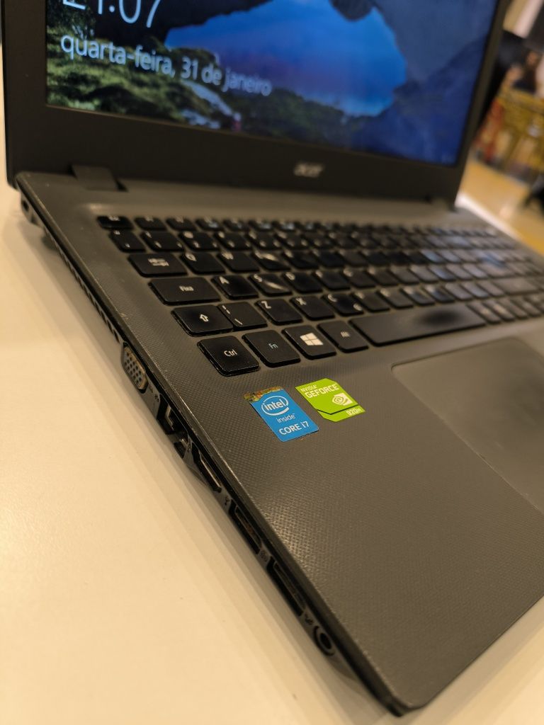 Notebook ACER ASPIRE E 15