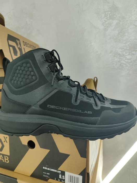Премиальные кроссовки DECKERS X LAB