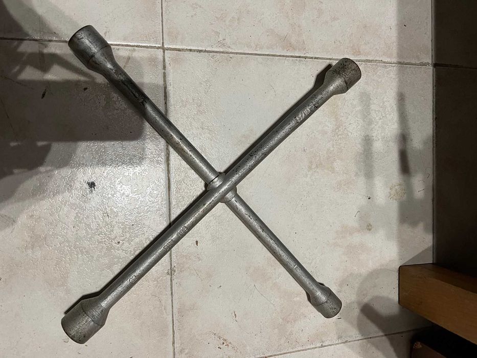 Chave de rodas/cruzeta