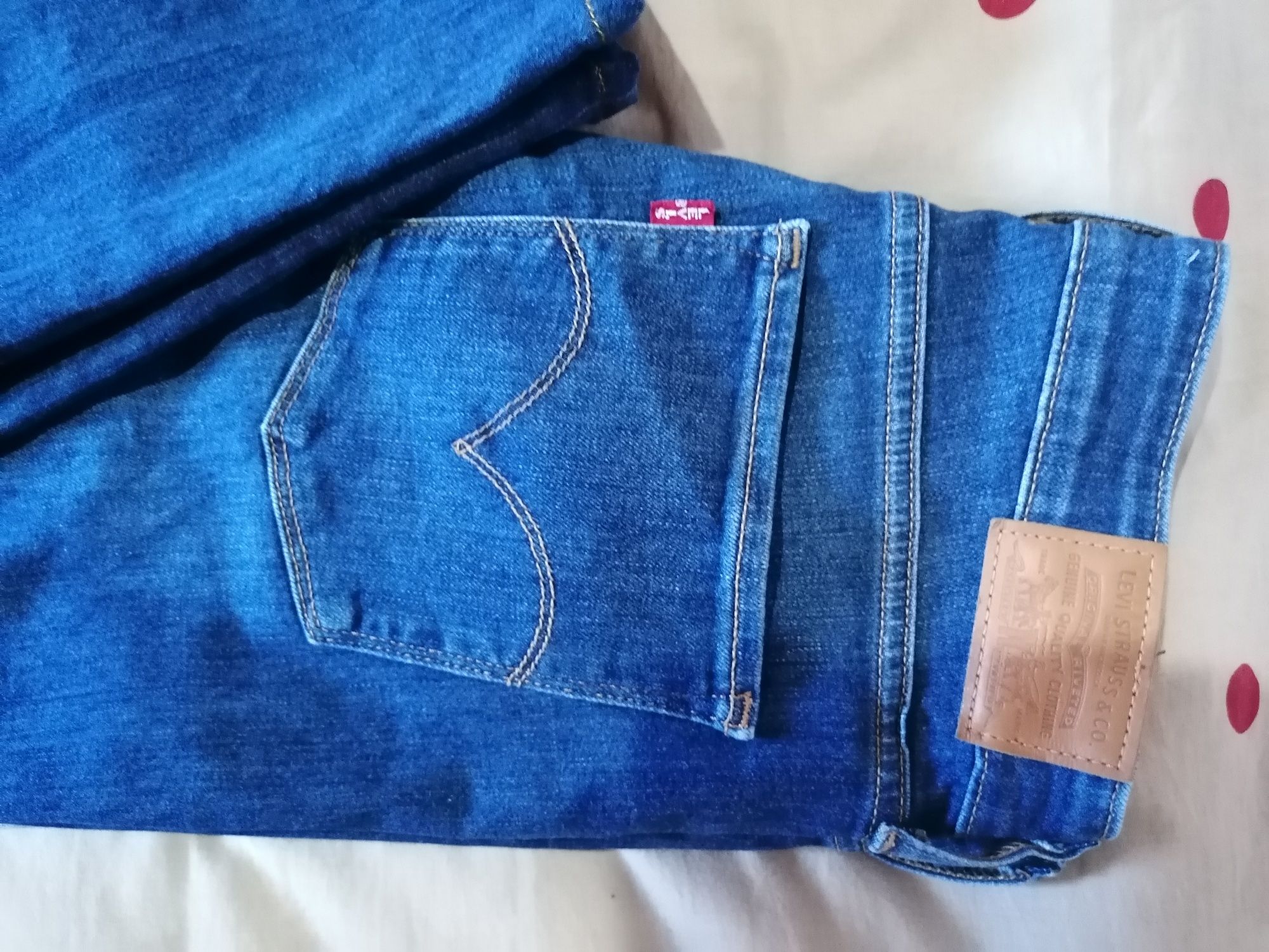 Levis 721 hight rise skinny N°31  como novas