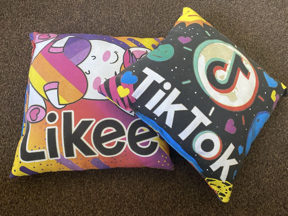Подушка “TIK TOK”