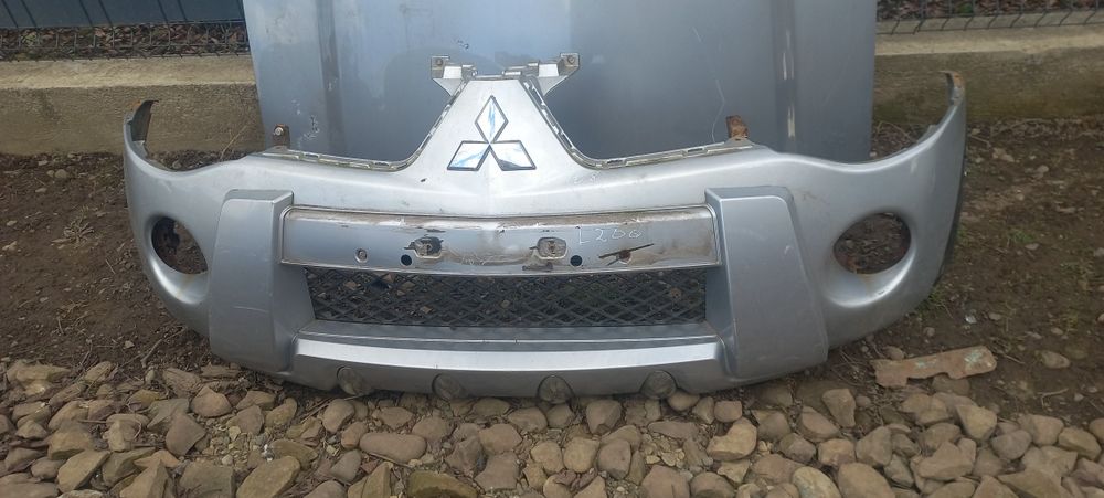 Передній бампер mitsubishi l200 мітсубісі л 200