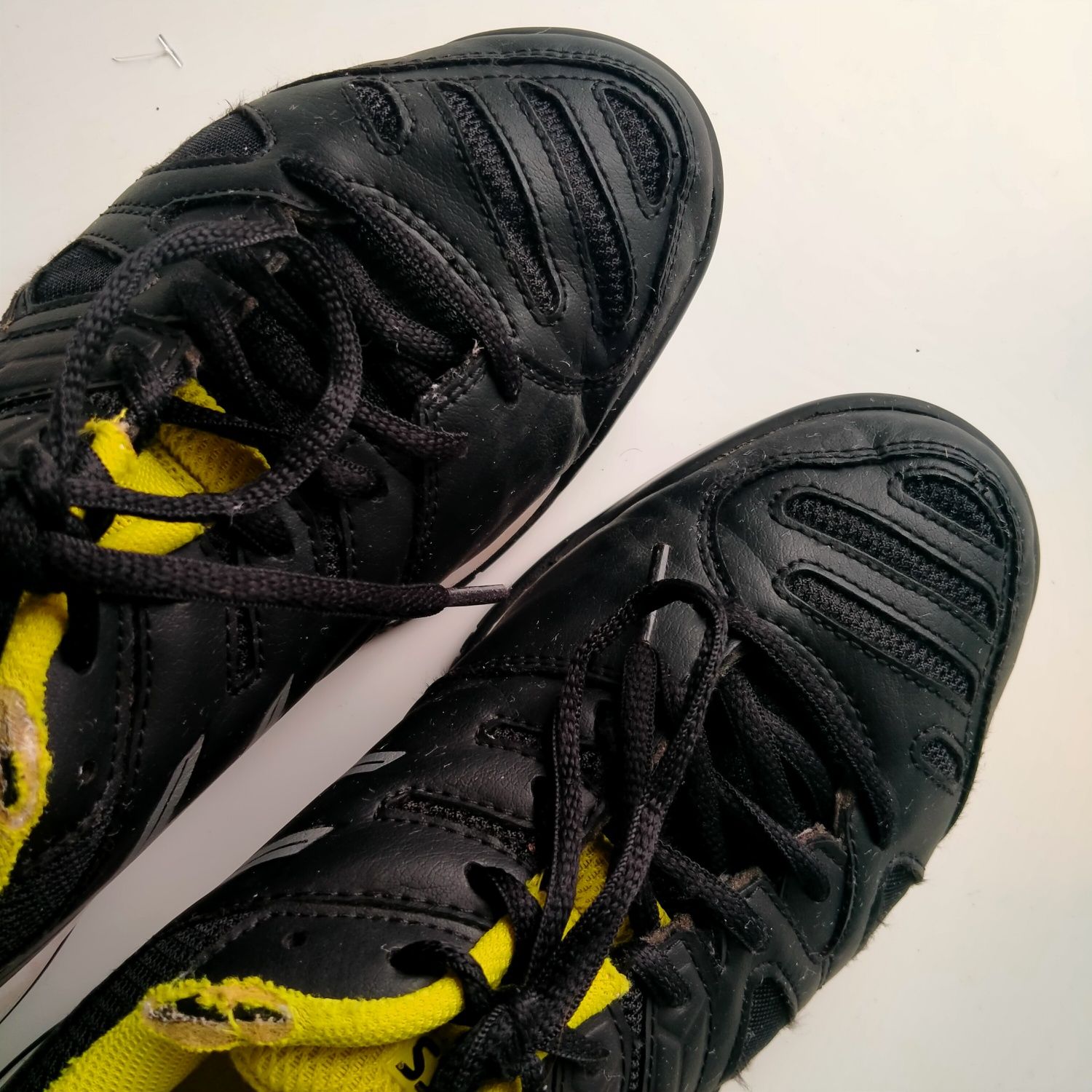 Asics buty chłopięce adidasy sportowe jogging spacery bieganie 37.5