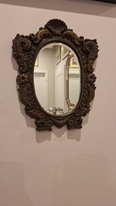 Lusterko vintage na ścianę