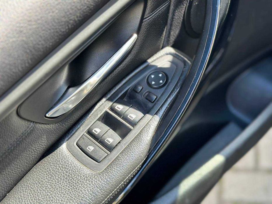 Bmw f30 328i  топова комплектація