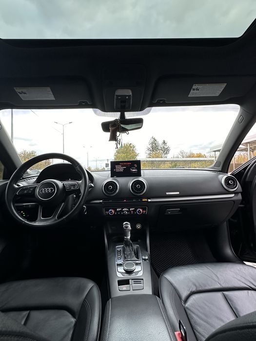 Продам Audi A3 2018, хороший стан