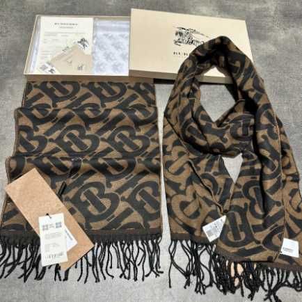 Шарф Burberry Клетка 13 расветок шарф барберри бежевый + УПАКОВКА