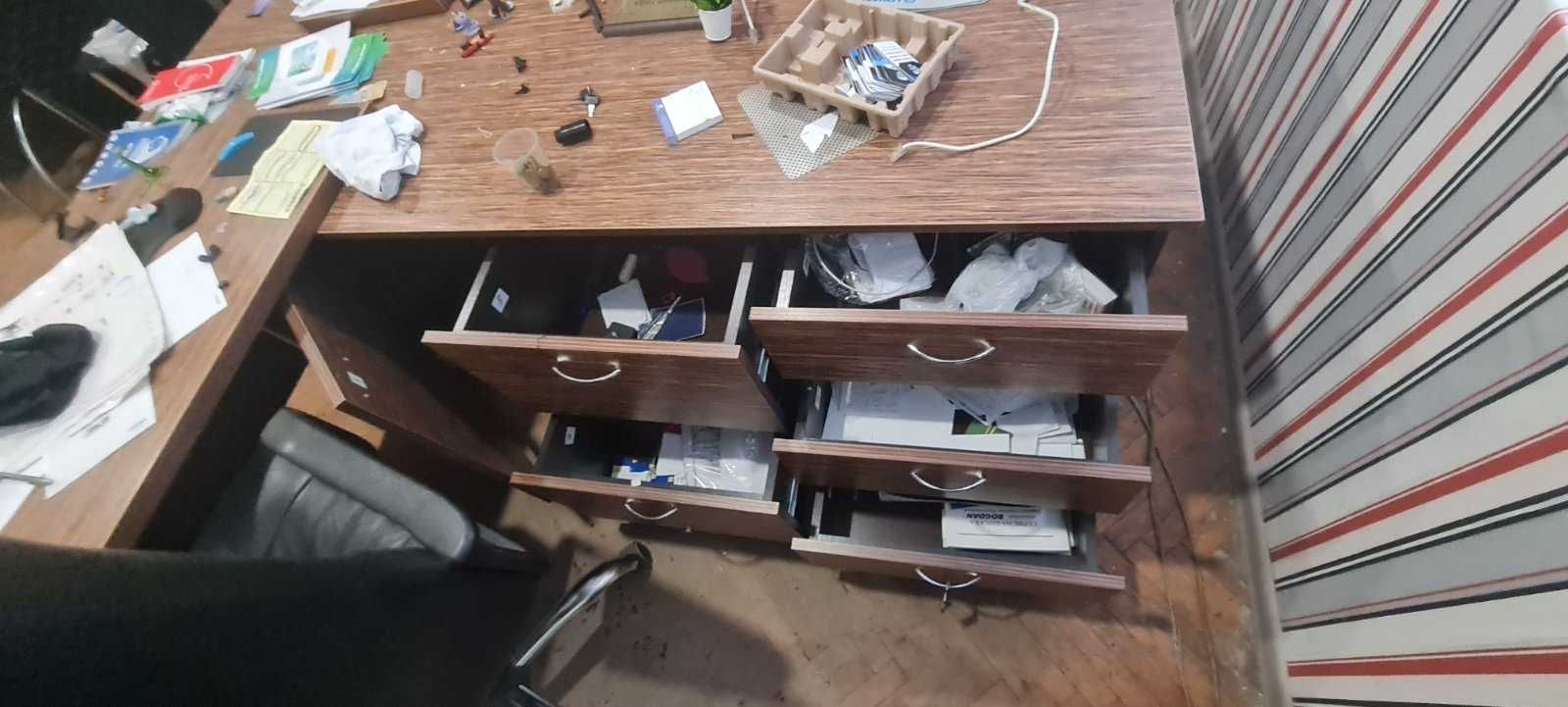 шкаф шкафи офісний кабінет столи стіл меблі керівника руководителя