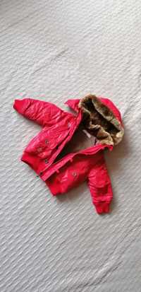 Śliczna czerwona kurtka zimowa dla chłopca 98