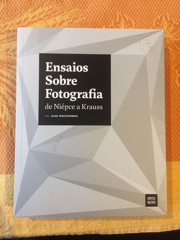 Ensaios Sobre Fotografia, (org. Alan Trachtenberg)