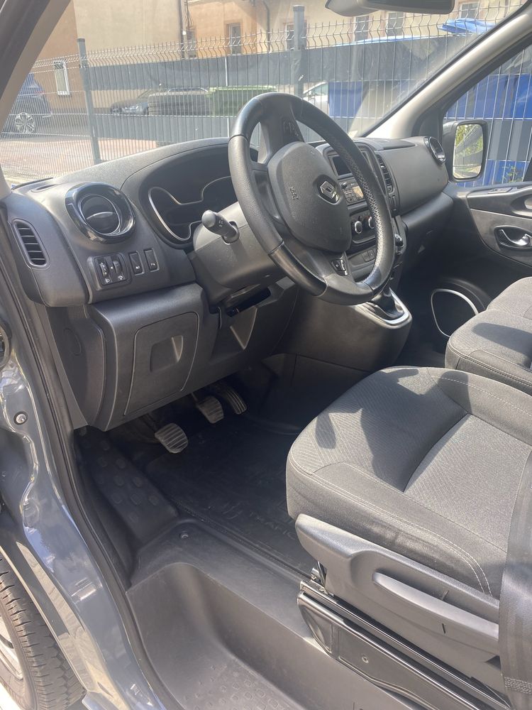 Renault Trafic 2.0dci  9 osob 2020 r