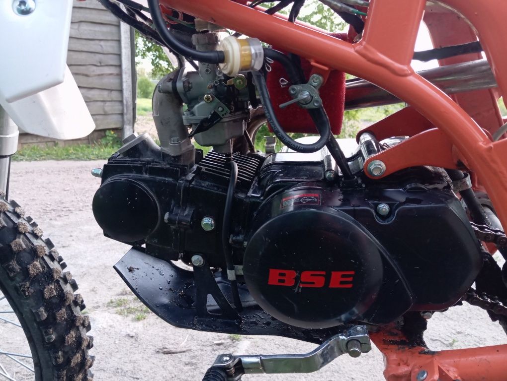 Продам BSE 125 bosyer