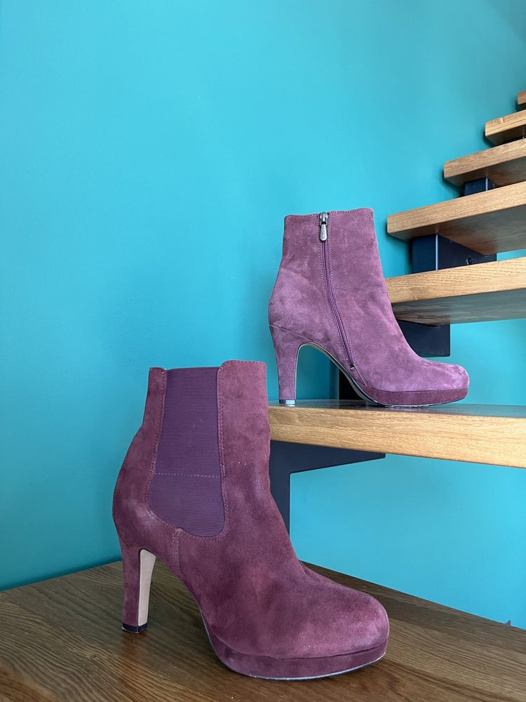 Botki na obcasie kozaki Clarks