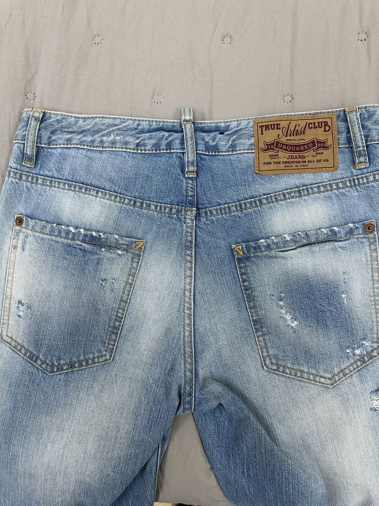 Женские джинсы Dsquared