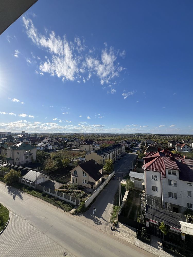 Продам 4 кімнатну квартиру з терасою 27 м.кв.