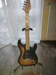 Gitara Stratocaster uszkodzona na części