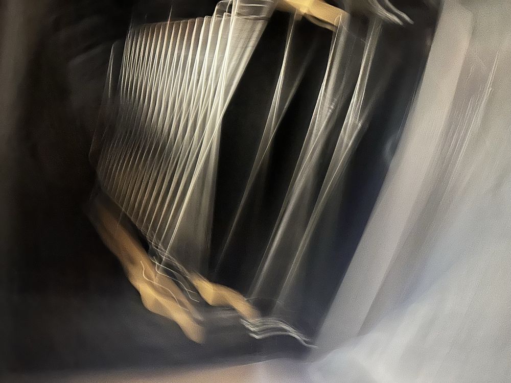 Sprzedam bialą kuchenke elektryczna z plyta ceramiczna