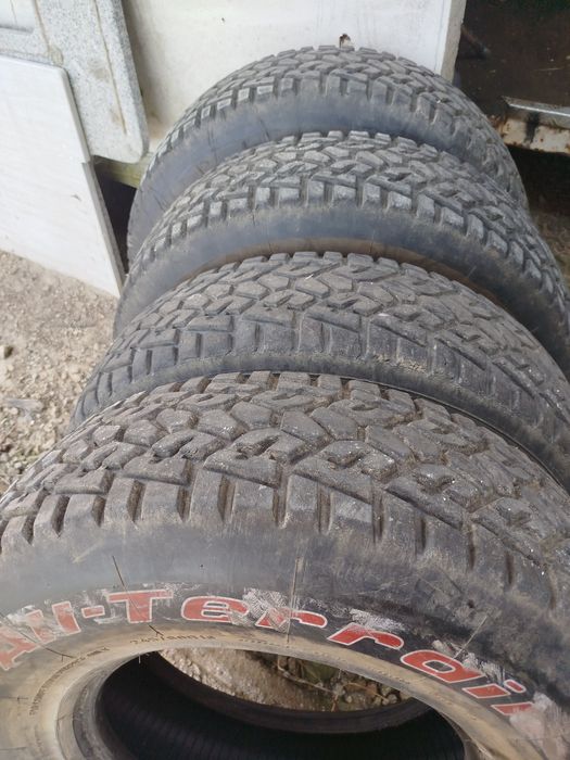 Pneus BF Goodrich 245 80 r16