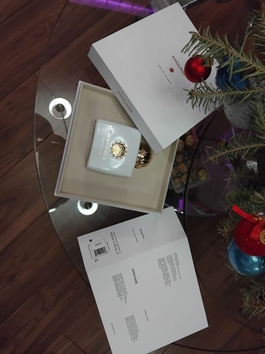 AMOUAGE Honour Woman. .продажа,обмен.

100 ml.

НОТИ АРОМАТУ:
Група ар