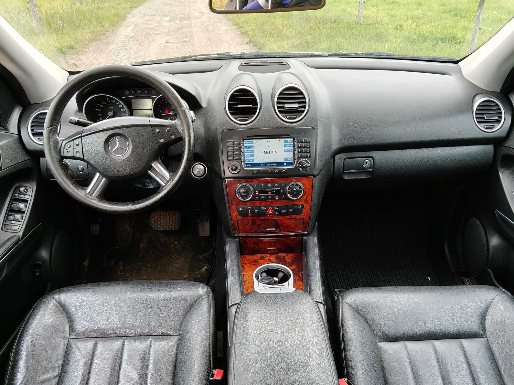 Mercedes ML * W164 * 320CDI * V6 *Automat* 4Matic * Xenon* PDC * DE *