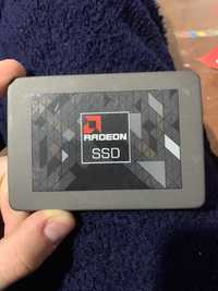 Radeon SSD 120 g