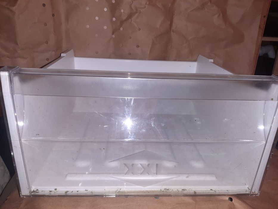 Szuflada do lodówki Indesit