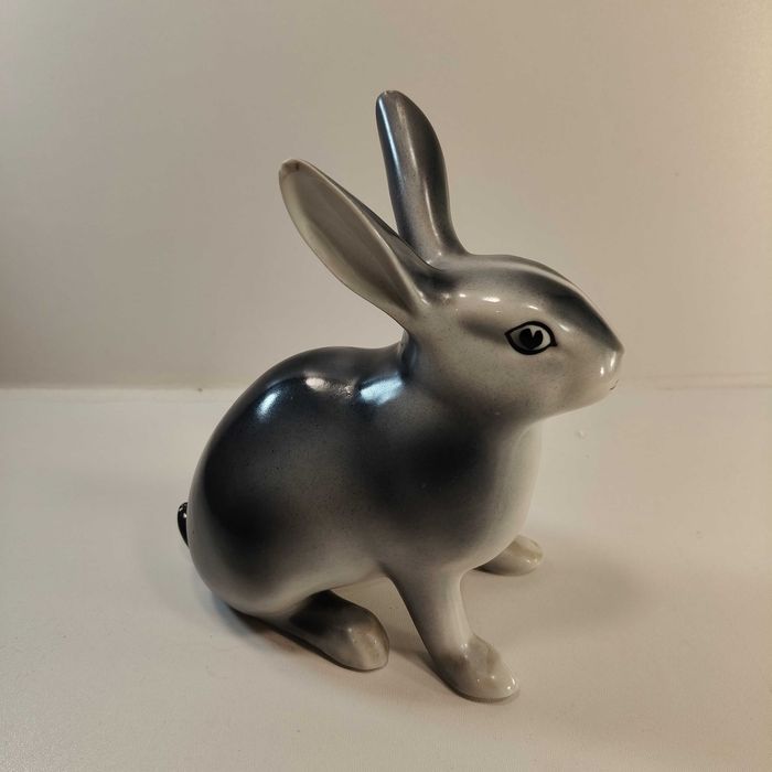 Figurka porcelanowa "Zając" szarak ZPS  ĆMIELÓW, lata 50-te. PRL