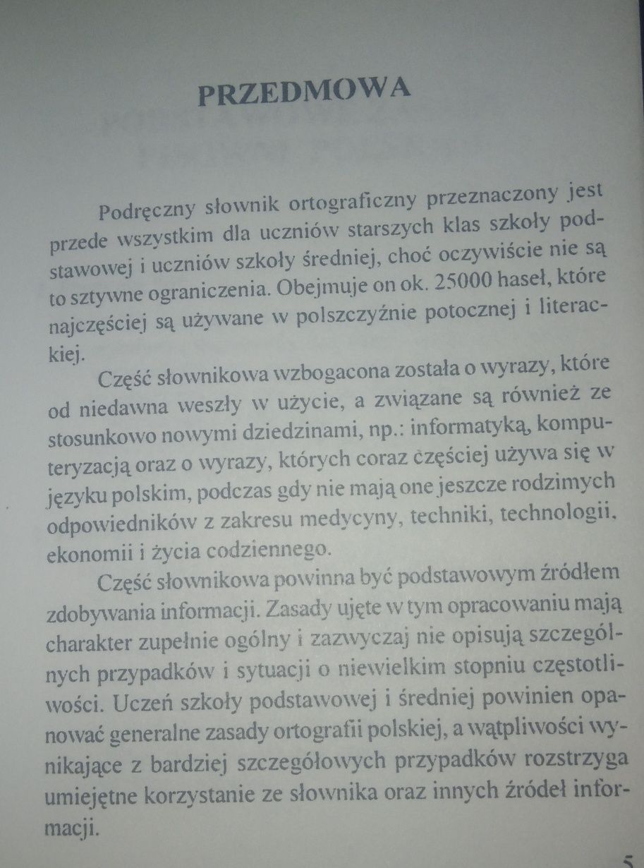 Słownik ortograficzny z podstawowymi zasadami pisowni polskiej