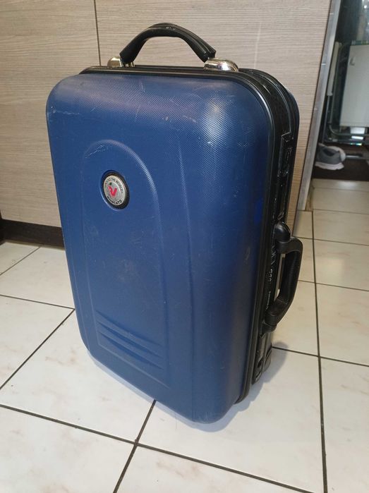 Чемодан валіза на колесах Roncato средний, 60х40х24 см, исправный