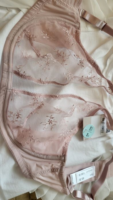 Ніжний мереживний бюстгалтер від C&A