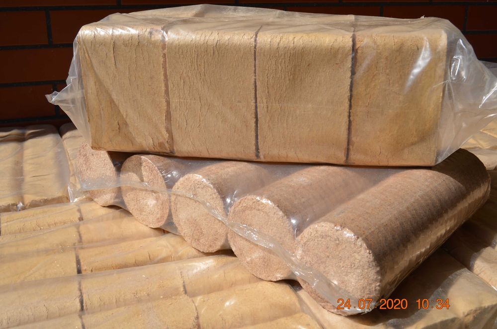 Brykiet drzewny do pieca i kominka z dostawą do domu Gołdap, okolice