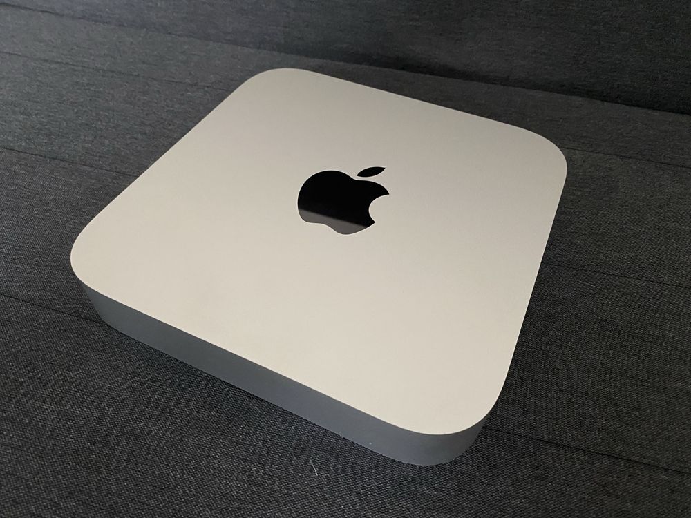 Mac mini M1 8g RAM 256g ssd klawiatura i mysz