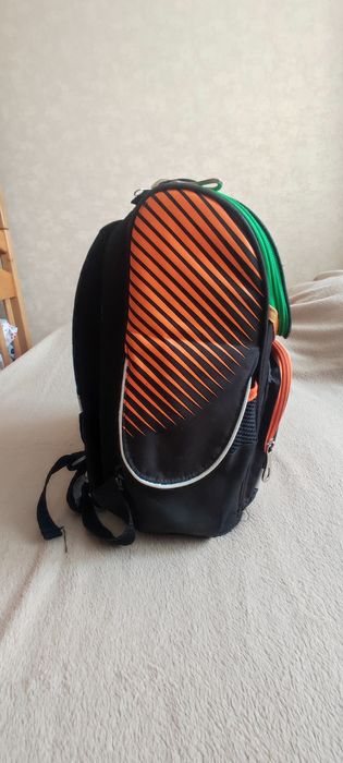 Продам  рюкзак для мальчика