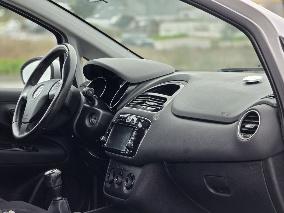 Fiat Punto 1.3 M-Jet - 100.000 KM (2015)