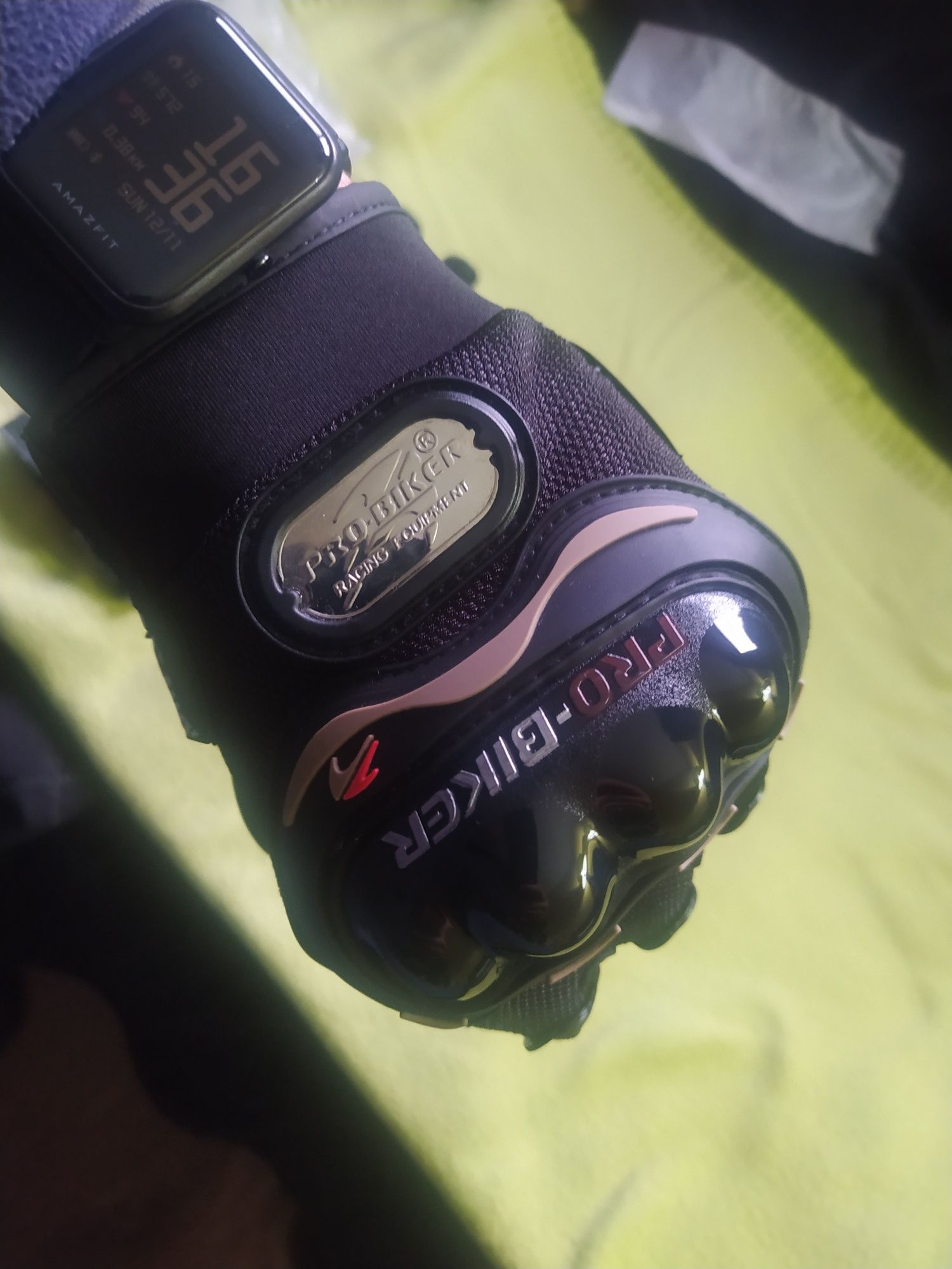 Luvas tamanho L (Moto)  a estrear