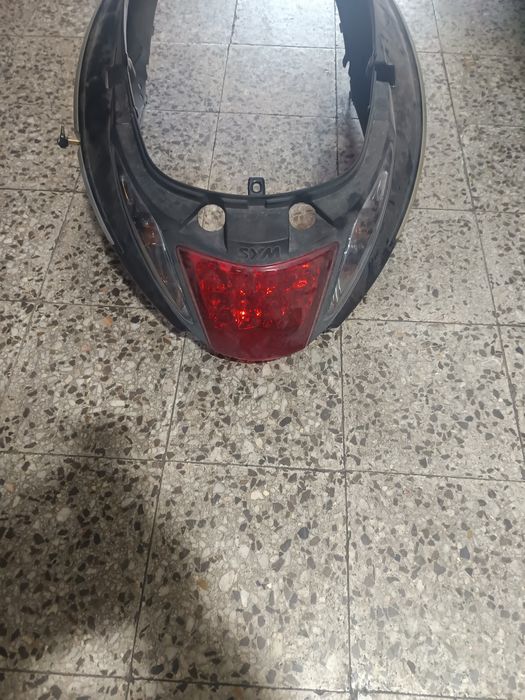 Vendo plásticos sym 125 GTS