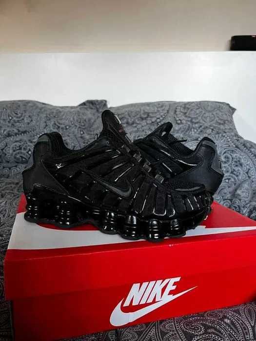 Buty damskie Trampk Nike Shox TL Black R.43