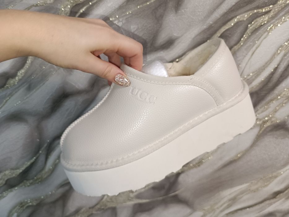 Уггі автоледі угги 36- 37 розмір натуральна шкіра