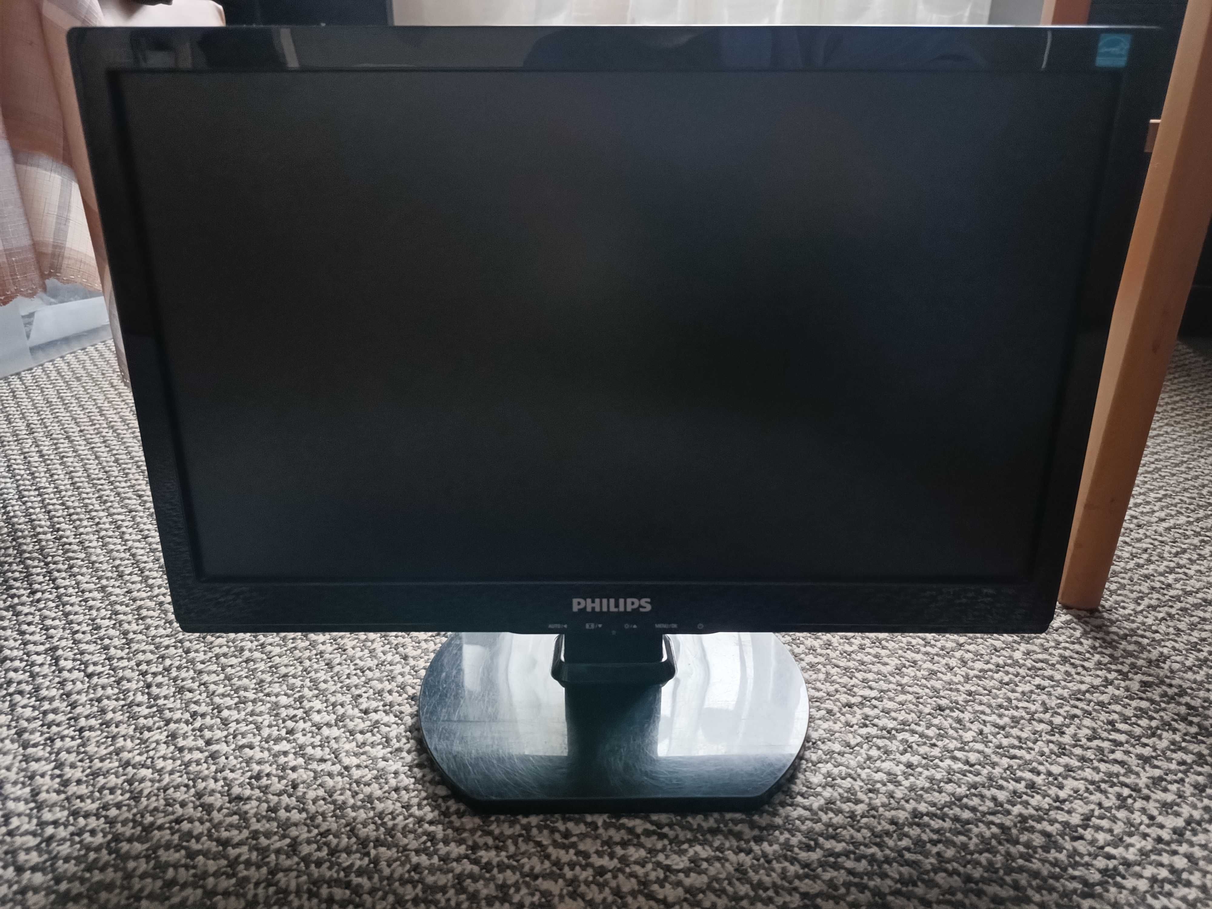 Monitor PHILIPS 192E1, 18,5 cala (47 cm) . Stan dobry