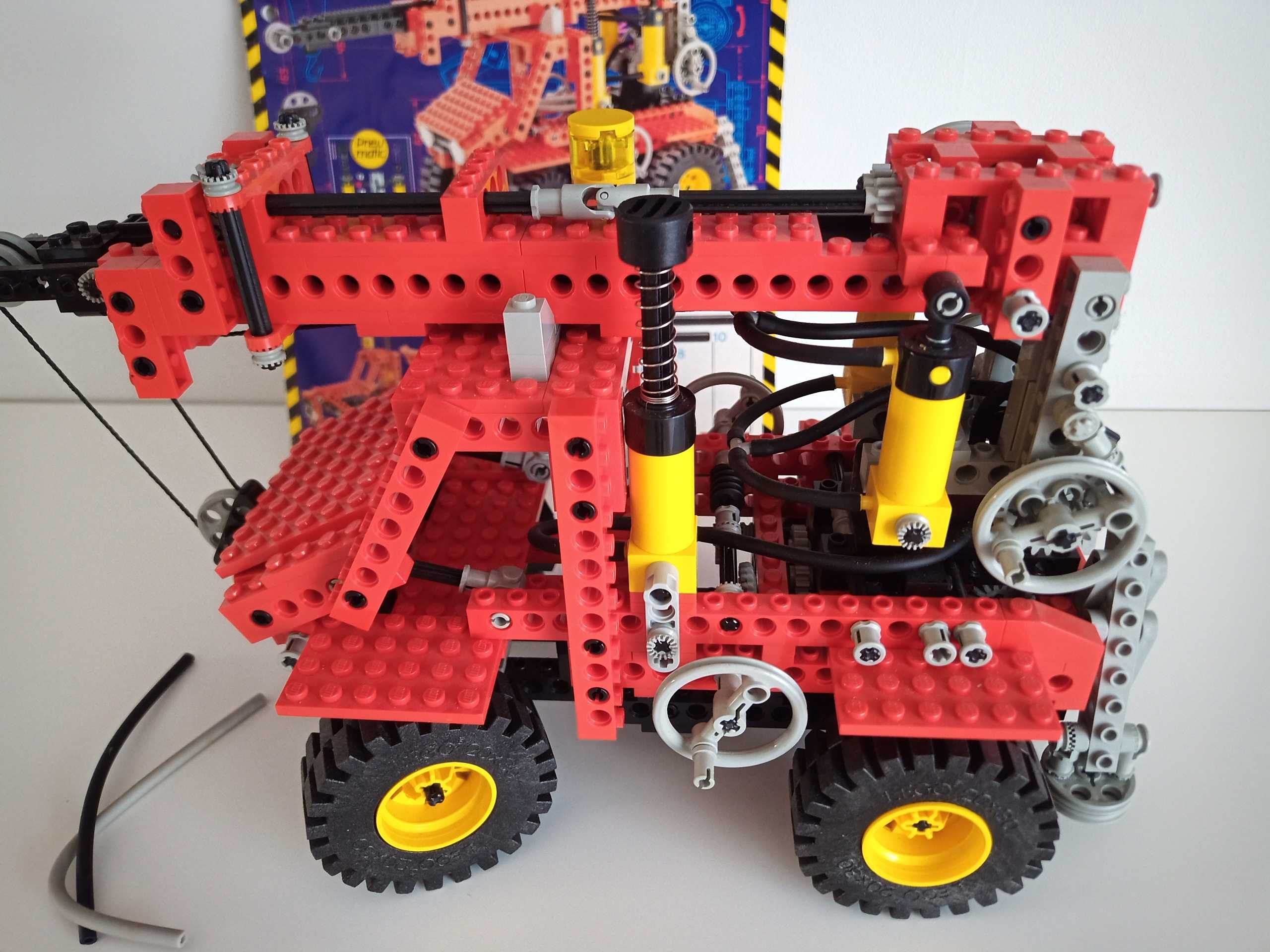 Lego Technic 8854 dźwig z 1989 roku jak nowy!