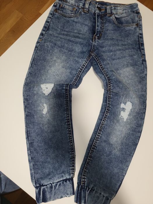 Spodnie Jeansowe r 134
