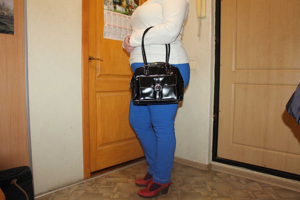 Черная лаковая женская сумка Экокожа,кожзам