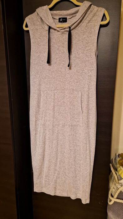 Sukienka dresowa damska