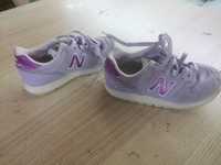 Tenis new balance menina n. 28