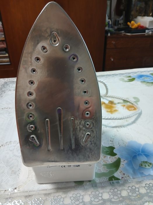 Праска ( утюг )   CARDINAL  .   вживана ,  робоча