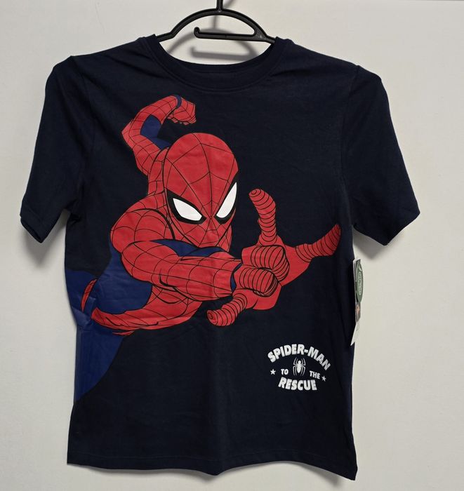 T-shirt C&A rozm. 134